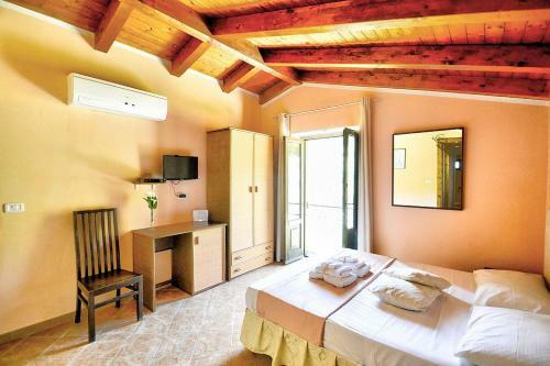 Alano Villa Sleeps 11 Air Con Wifi