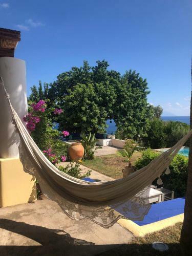 Villa Il Carrubo - Elegante, Con Piscina E Splendida Vista Sul Mare