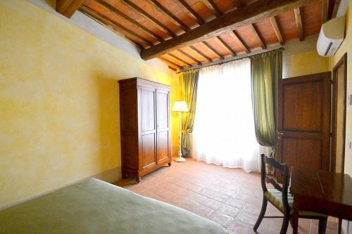 Ellerone Villa Sleeps 24 Pool Air Con Wifi