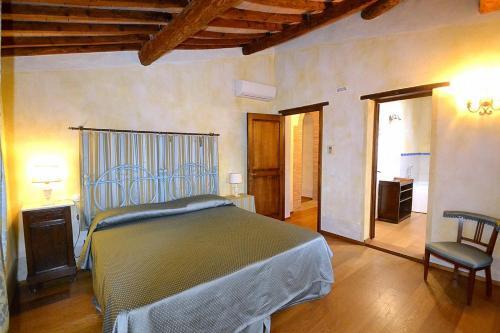 Ellerone Villa Sleeps 24 Pool Air Con Wifi