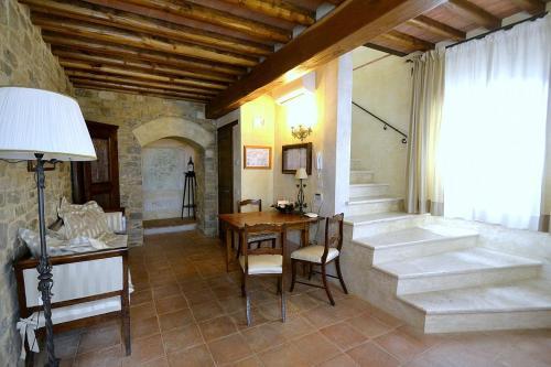 Ellerone Villa Sleeps 24 Pool Air Con Wifi
