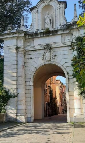 Sarzana White Apartment Nel Centro Storico