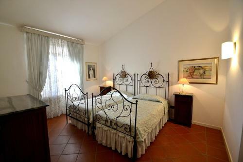 Siena Villa Sleeps 6 Pool Wifi