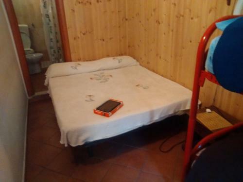 Hostal Room In Guest Room - Bright Room With Etna View