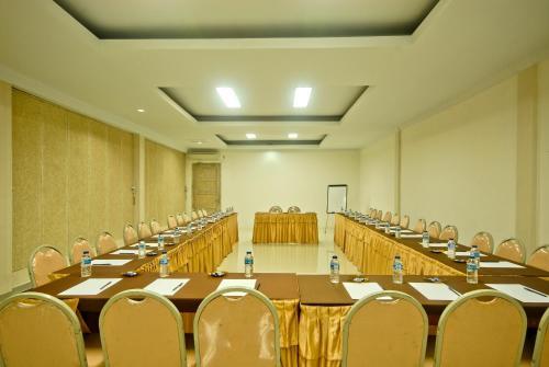 Patrisia Hotel