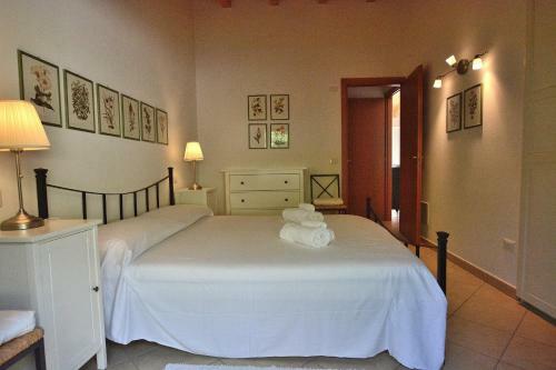 Apartment Bardino With Pool And Lake View