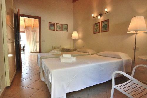 Apartment Bardino With Pool And Lake View