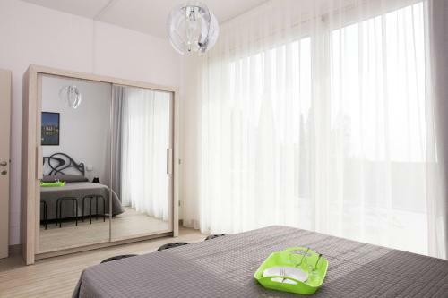 Three-room Apartment Groppello - Green With Large Lake View Terrace