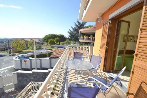 Trecastagni Villa Sleeps 6 Air Con Wifi