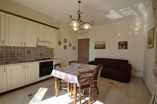 Trecastagni Villa Sleeps 4 Air Con Wifi