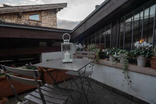 Apartamento S. Trinit� 18, Suites & Rooms