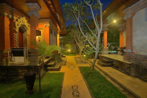 Hostal Tirta Ening Agung Hotel