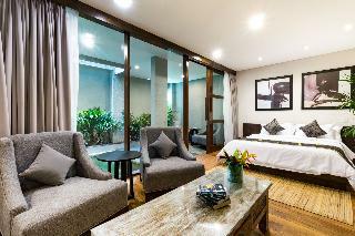 Hotel Aleesha Villas & Deluxe Suites