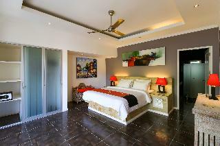 Hotel Aleesha Villas & Deluxe Suites