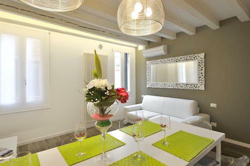 Sestiere Di Cannaregio Apartment Sleeps 7 Air Con