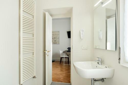 Hostal Italianflat - Verona Suite