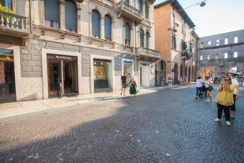 Hostal Italianflat - Verona Suite