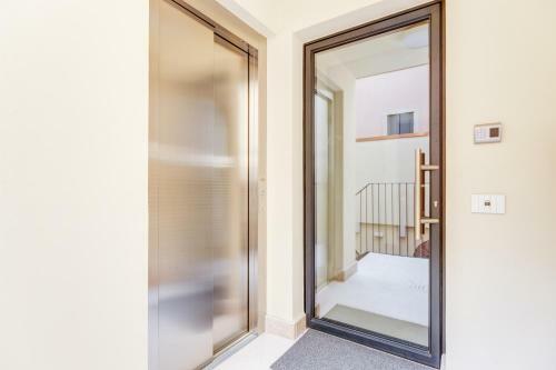 Luxury & Charming Piazzetta San Giorgio Apartments