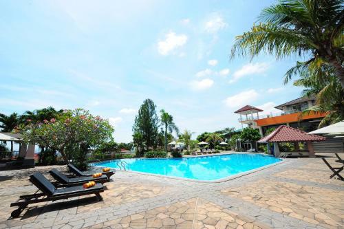 Patra Semarang Convention Hotel