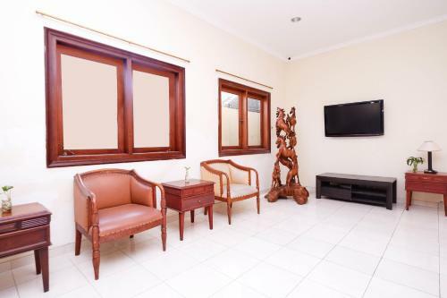Hostal Pandanaran Guest House