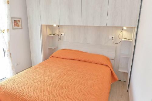 Isola Rossa Villa Sleeps 4 With Air Con