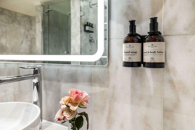 Hotel NH Collection Carlo IV