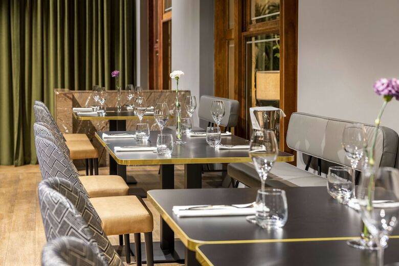 Hotel NH Collection Carlo IV
