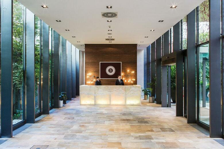 Hotel NH Collection Carlo IV