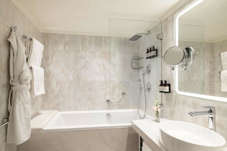 Hotel NH Collection Carlo IV