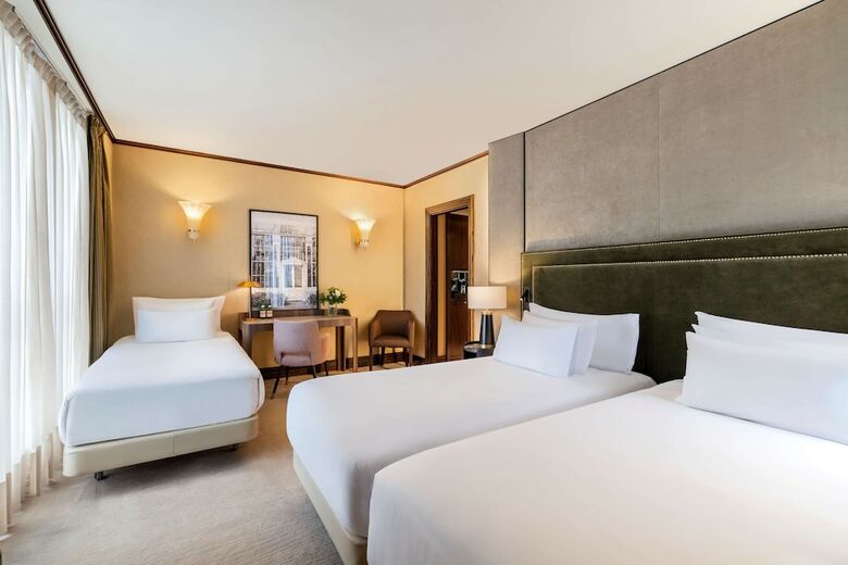Hotel NH Collection Carlo IV
