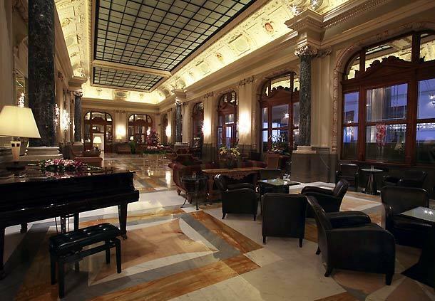 Hotel NH Collection Carlo IV