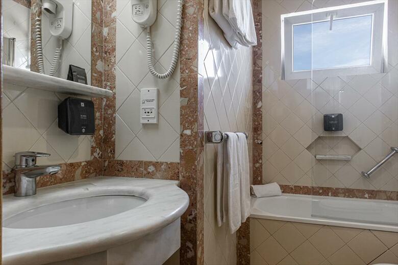 Sana Rex Hotel