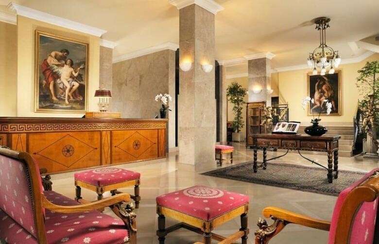 Palace Hotel