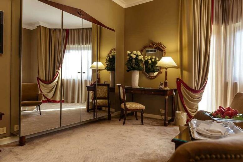 Palace Hotel