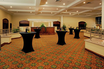 Hotel Holiday Inn Visalia