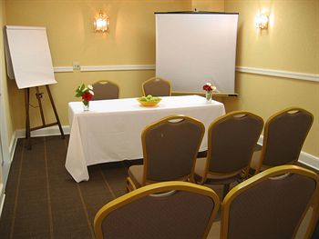 Hotel Holiday Inn Express Grover Beach