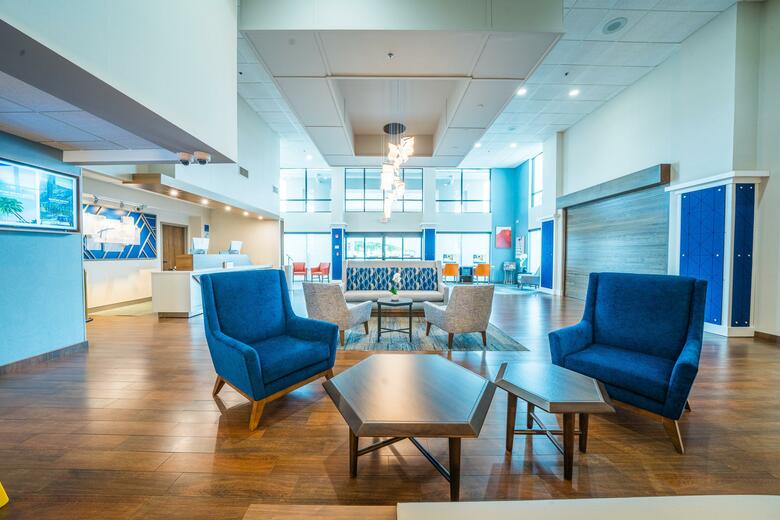 Holiday Inn Express Hotel & Suites Oldsmar