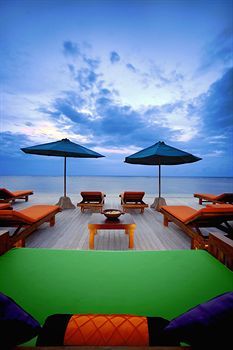 Hotel Aston Sunset Beach Resort - Gili Trawangan