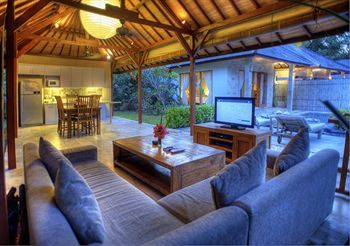 Kelapa Luxury Villas