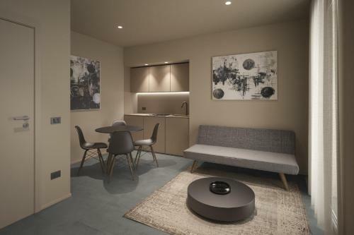 Amare Suite & Apartments