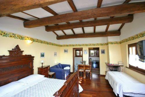 Osteria Di Ramazzano Apartment Sleeps 2 Pool