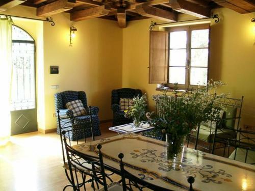 Osteria Di Ramazzano Apartment Sleeps 8 Pool