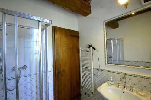 Osteria Di Ramazzano Villa Sleeps 6 Pool Air Con