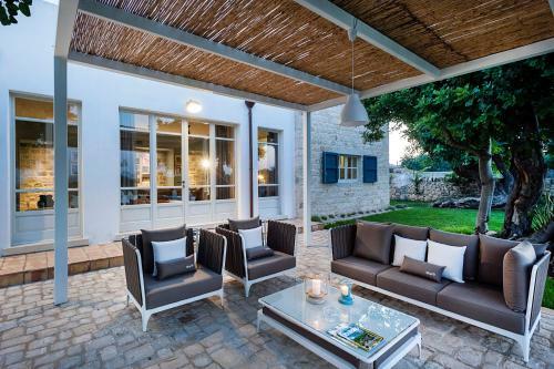 Campanella-gianforma Villa Sleeps 6 Pool Air Con