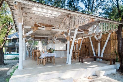 Coral Flora Villa Beach Front