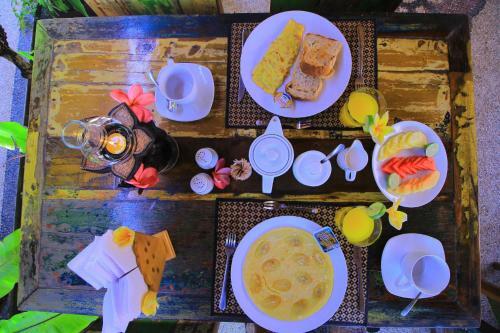 Hostal Pantai Karang