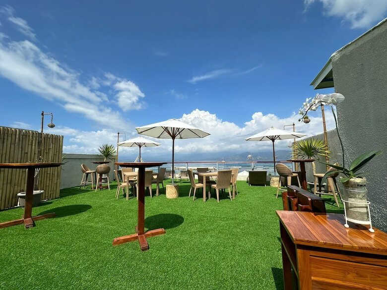 Hotel Kokomo Resort
