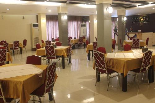 Manise Hotel
