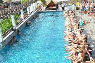 Hotel The 1o1 Bali Legian