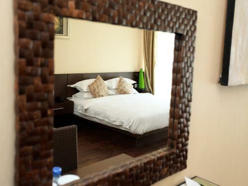 Hotel Devata Suites And Residence